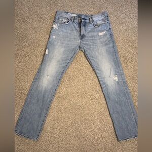 GAP Slim Fit Distressed Jeans Men’s 33x32 Light Wash Denim Ripped Casual